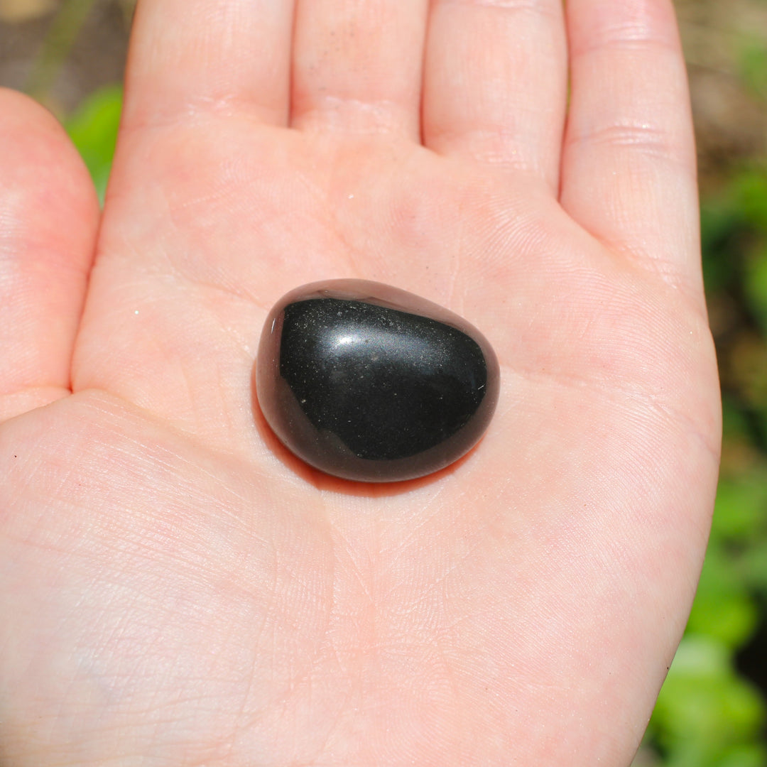 Black Onyx Tumbled Stone